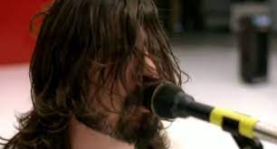 Watch the video for the pretender from foo fighters's echoes, silence, patience & grace for free, and see the artwork, lyrics and similar artists. Hit Der Woche The Pretender Foo Fighters