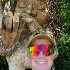 More summer events! 1) Alumni Tanner Fillion, Peter Fitch, Theo Delmonaco,  and Andrew Hanson backpacking through Spain 🇪🇸 2) Senior Rachel Sapper  losing her iconic kiwi swim cap during rigorous training at