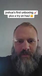 make josh famous he’s begging 🔥😔🫠🤩😋🫡😳🤗#unboxing #tryon #tryonhaul  #foryoupage #dads #dad #dadsoftiktok