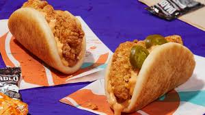 The official facebook page for burger king us. Taco Bell Enters Chicken Sandwich Wars With A Taco Version
