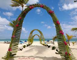Beach Seaside Wedding Decoration Ideas Knot For Life Beach Theme Wedding Beach Wedding Decorations Hawaiian Wedding Themes