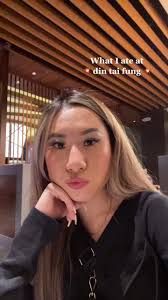 Adrienne Chan (@adriennechvn)