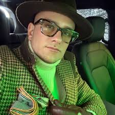 Can someone help me design my garden please.