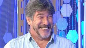 Pachu peña es uno de los protagonistas de peligro sin codificar, una de las obras más populares de la temporada en carlos paz. Pachu Pena Es El Nuevo Confirmado De Showmatch La Academia Da La Nota
