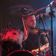Stanisław brzozowski to czołowy krytyk literacki i filozof, także powieściopisarz, epoki młodej polski. Daray Brzozowski Tama Drums