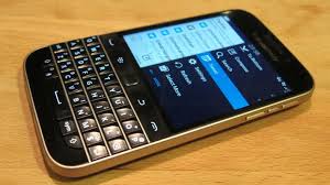 It is available in white, black, and. Blackberry Classic Review Only The Faithful Few Will Be Happy With A Modern Dinosaur