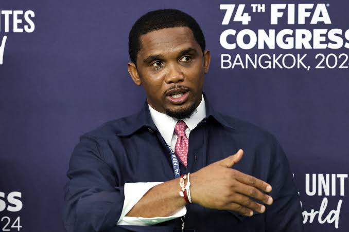 Cameroon federation president Eto'o and coach in angry exchange | Reuters