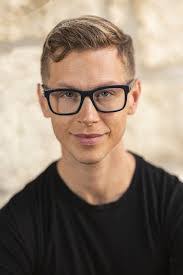 Misha Brown's Instagram, Twitter & Facebook