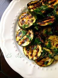 Aubergines Et Courgettes Grillees Avec Jus De Bergamote Ail Huile D Olive Sel Et Poivrer Vegetarian Healthy Recipes Cooking