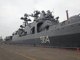 Kapal selam besar yang mampu membawa beban 170.000 hingga 180.000 ton sekaligus. Admiral Tributs Pemburu Kapal Selam Rusia Hadir Di Jakarta Okezone News