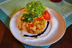 In a large bowl, combine chickpeas, oil, thyme, and smoked paprika. Couscous Mit Dreierlei Paprika Picture Of Savanna Restaurant Frankfurt Tripadvisor
