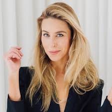 Here's me in my office, just contemplating dating tips for you...Tune in  tomorrow morning at 8:20 am to https://www.star999.com/ to hear 5 ways to  prepare for a Covid date!! I'm good at