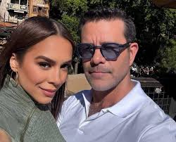 Se acabó el amor? Rumores de divorcio entre Biby Gaytán y Eduardo Capetillo