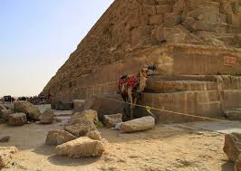 Die von cheops errichtete große pyramide war die erste und größte pyramide in gizeh. Wie Gross Ist Die Cheops Pyramide Wie Gross Wie Schwer Wie Weit Wie Hoch
