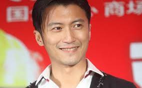 Tạ Đình Phong sống tốt hơn vì Vương Phi