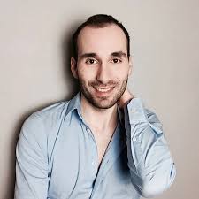 Stefan Wyatt's Instagram, Twitter & Facebook