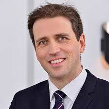 Kristina Schweiger's Instagram, Twitter & Facebook