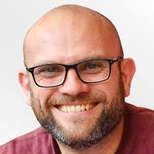 Rob Porteous's Instagram, Twitter & Facebook