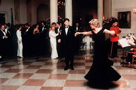 Not only john travolta haus airport, you could also find another pics such as haus von john travolta, john travolta flugzeug haus, john travolta villa, john travolta home, john travolta. John Travoltas Walzer Mit Prinzessin Diana Wurde Zu Einem Der Ikonischsten Tanze Der Geschichte