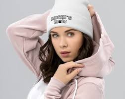 Dog Mom Hat, Custom Beanie, Dog Mom Beanie, Embroidered Beanie, Dog Mom  Gift, Dog Mom Gifts, Personalized Gift for Her, Snowboarding Gifts