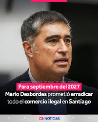 🗣️”Espero tenerlo erradicado de aquí a por lo menos unos dos años y medio  más”. 📌Mario Desbordes, alcalde de Santiago, se refirió a la situación de  comercio ilegal en la comuna. Así,