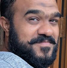 Can polluted lakes heal naturally? Tamil Nadu Agricultural University's  innovative vetiver floats are showing us how! These buoyant hydroponic  platforms, equipped with vetiver plants, act as nature's water  filters—removing harmful pollutants, reviving