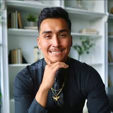 Brenda Bear's Instagram, Twitter & Facebook