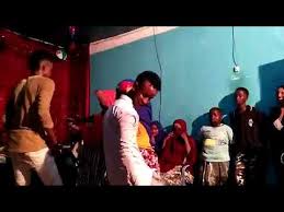 Iskanci zalla labaran batsa da iskanci zallah batsa harka zalla whatsapp group. Download Only Funny Video Yadda Wasu Yan Mata Suke Rawar Iskanci Mp4 Mp3 3gp Naijagreenmovies Fzmovies Netnaija