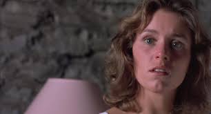 Este căsătorită cu joel coen a fraților coen din 1984. Blood Simple 1984