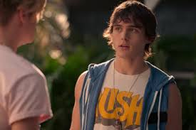 Season 1 of julie and the phantoms is now available to watch at netflix. Who Plays Luke In Julie And The Phantoms Meet Charlie Gillespie