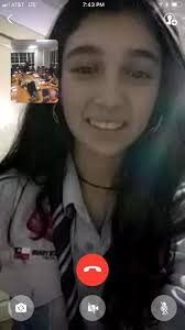 Which languages do Girl Scouts speak?