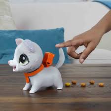 Fur Real Yuruyen Kaka Yapan Minik Dostlarim E8899 E8952 Yavru Kedi I Merkez Oyuncak I Guvenilir Alisveris Hizli Kargo Kolay Iade