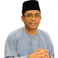 An opposition mp has asked why the macc has not investigated the johor menteri besar over the state's land scandal. Khaled Needs To Appear Rebellious For Johor S Sake Malaysia Today