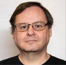 I have no words to describe last night. I have honestly never experienced  anything like it. 13,000 people showed up to Cologne Cathedral for my  concert. 13,000!!!!!! The police ended up being