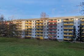 Die überwiegende anzahl der wohnungen hat einen balkon, eine terrasse oder loggia. Mieten