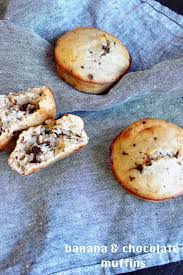 Muffins Moelleux A La Banane Et Pepites De Chocolat Muffins Moelleux Muffin Banane Chocolat Pepite Chocolat