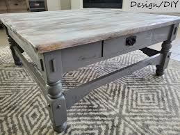 Look at this diy shabby chic white pallet coffee table, built with both disassembled and whole pallet pieces! Thrift Store Find To Shabby Chic Pell Revive