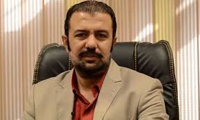 Economy moving towards right direction: Khurram