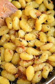 Easy Butter Garlic And Parmesan Gnocchi In 2020 Gnocchi Recipes Easy Gnocchi Easy Dinner