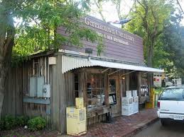 Here Are 8 More Beautiful Charming Small Towns In Tennessee Memphis Restaurants Downtown Memphis Memphis Bbq