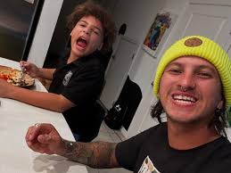 Kaitlin Ramirez (@swirlypainter) • Instagram photos and videos