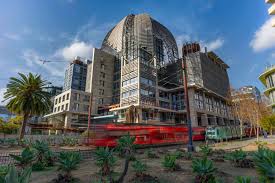 With attractions ranging from beautiful beaches and marvelous museums, more and more people are coming to live in the city of. San Diego S Most Impressive Architecture