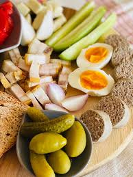 Cu o irezistibila terina de porc cu ficatei de pui si portocala. 23 De Platouri Inspirate La Fix Inspiratie La Fix