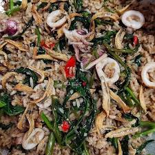 Sambil di gaul, tambahkan kecap manis dan gaul hingga rata. Resepi Nasi Goreng Kampung Resepi Sheila Rusly Fans Facebook