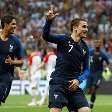 Ce matin, les bleus champions du monde se sont retrouvés pour la première fois depuis leur triomphe en russie, il y a moins de deux mois. La France Est Championne Du Monde Coupe Du Monde Football France Croatie Coupe Du Monde