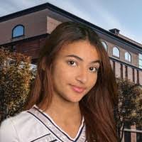 Suzanne Ecklund's Instagram, Twitter & Facebook