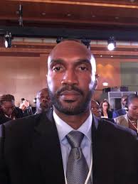 Edward N Duncombe II (@duncombe1)