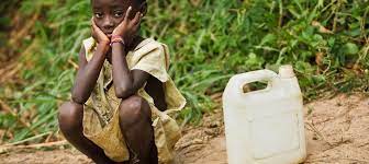 Parmi les cas les plus marquants, il y a le kenya qui fait face à une baisse régulière de la pluviométrie. Afrique Subsaharienne 500 Enfants Meurent Chaque Jour A Cause Du Manque D Eau Salubre Et D Un Assainissement Insuffisant Unicef Afriquerenouveau