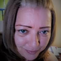 Tonia Bray's Instagram, Twitter & Facebook