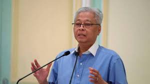 Beginning august 1, the wearing of face masks was made compulsory in crowded public places, and offenders are liable to an rm1,000 fine under act 342 (prevention and control. Face Mask Public Can Appeal For Compound Reduction Says Ismail Sabri